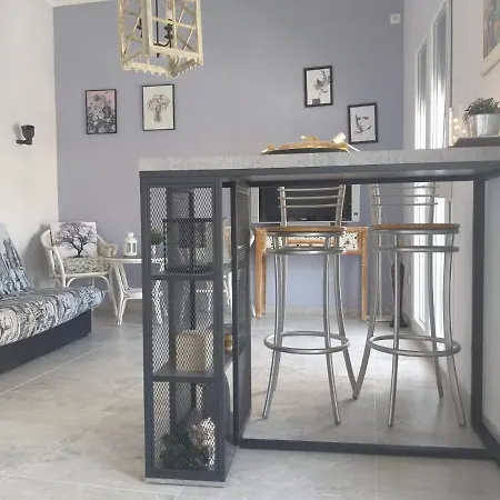 Apartment Sea *